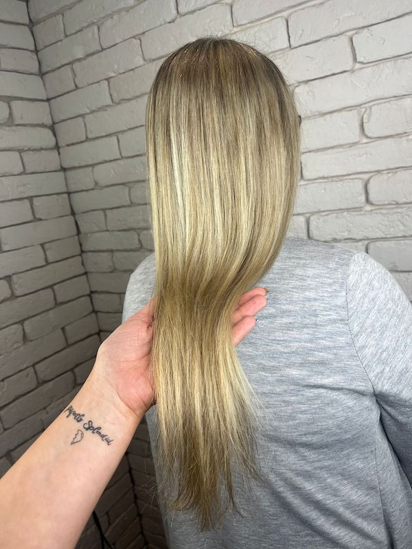 Natural blonde highlighted hair